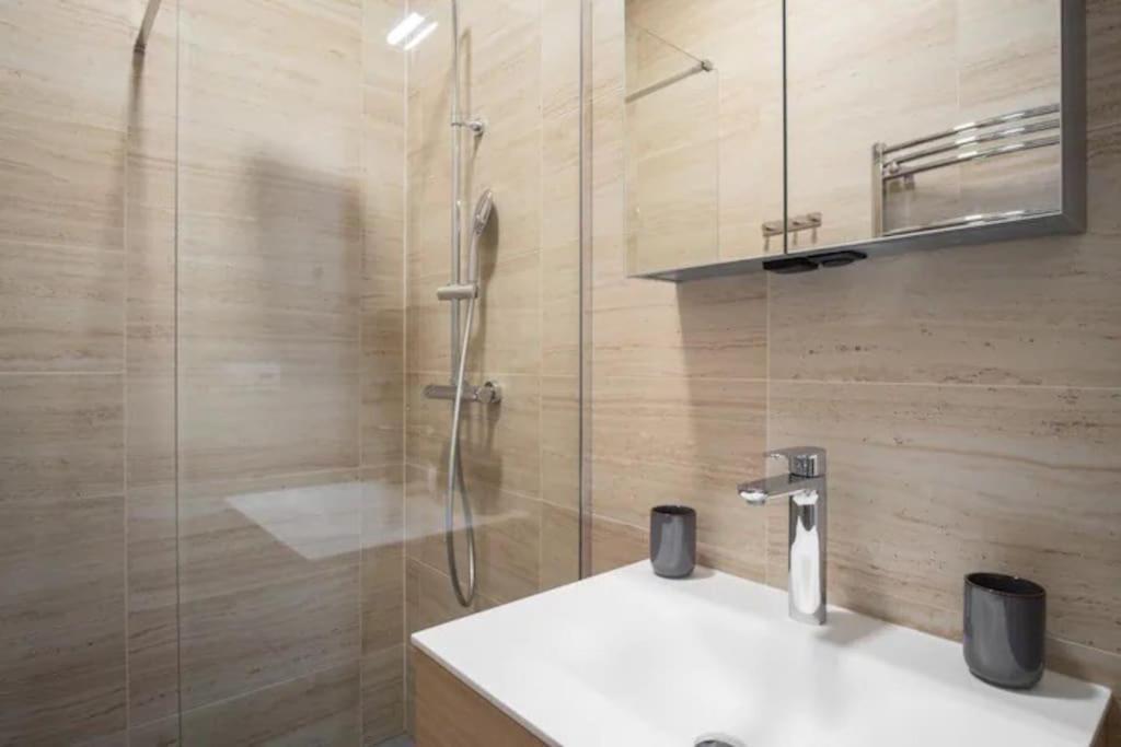 Helen Homestay Palmovka Apartmán